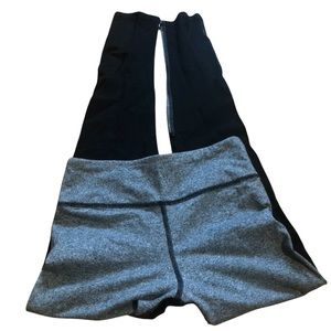 American Eagle Hi-Rise Leggings black and gray
Size small